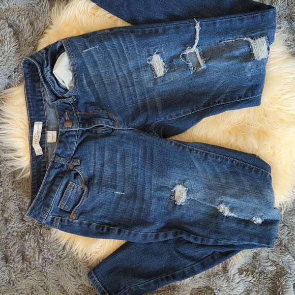 Est. 1946 Dark Wash Distressed Skinny Stretch  Contemporary size 2 - Picture 7 of 9